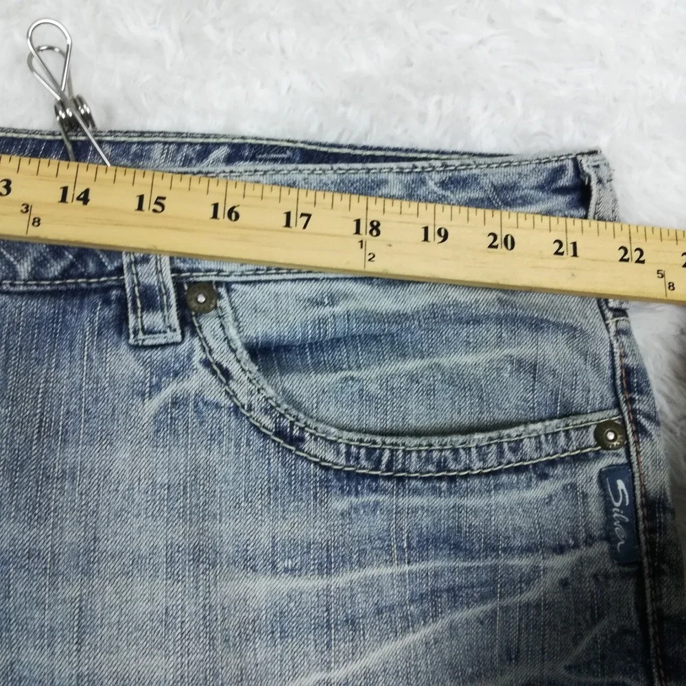Silver Jeans Womens Aiko Boot Cut Blue Denim Light Wash Mid Rise Plus Short 22 - Picture 3 of 10